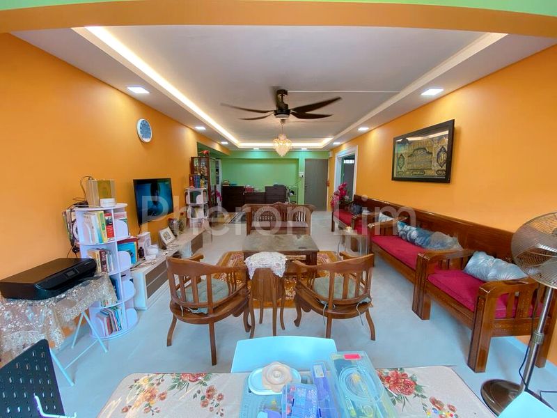 Executive HDB for Sale in  271 Pasir Ris Street 21 - Image 2